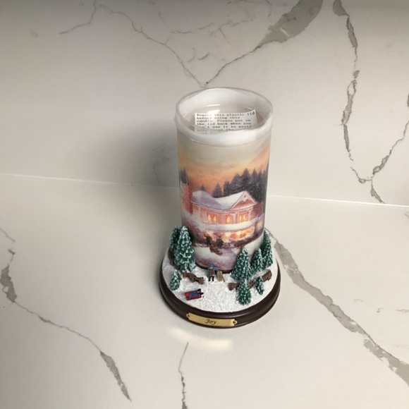 Bradford Exchange Thomas Kinkade Flameless Snowflake Projector Lights ‘Joy’ - Picture 8 of 9